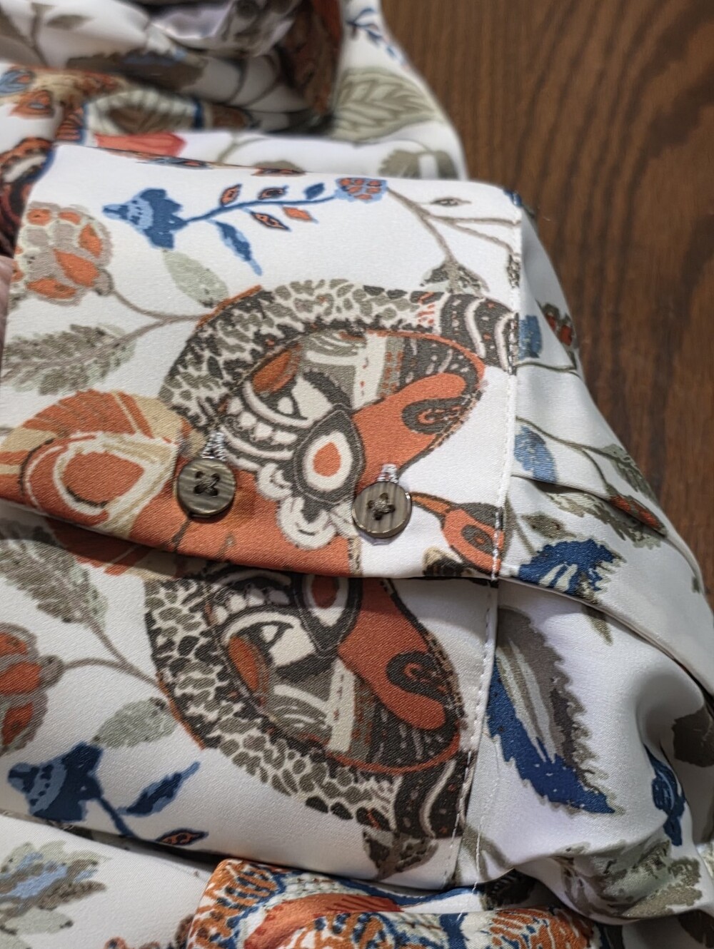 Rachel Zoe Button Down Peacock Print Blouse Cream Size L - Picture 8 of 11